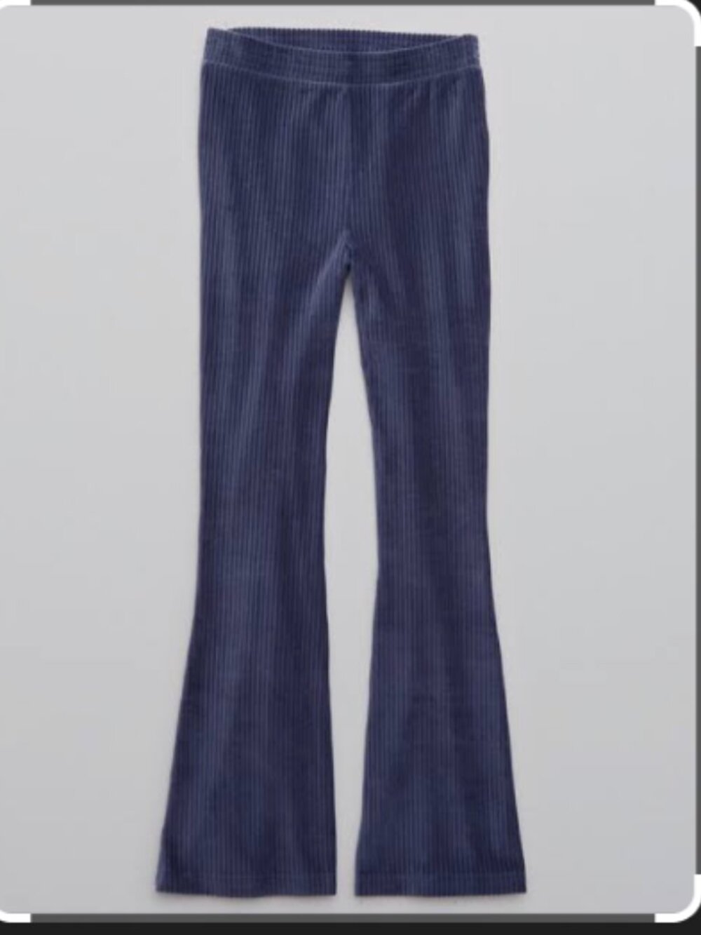Aerie Groove-On Velour High Waisted Flare Pant Size Large Short
